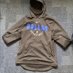 Dallas Mavericks Therma Nike Hoodie